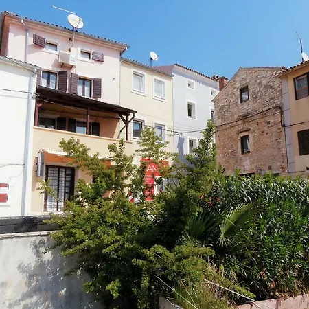 Apartman Sunshine Apartment *